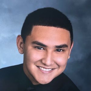 Meet your Posher, Dominic